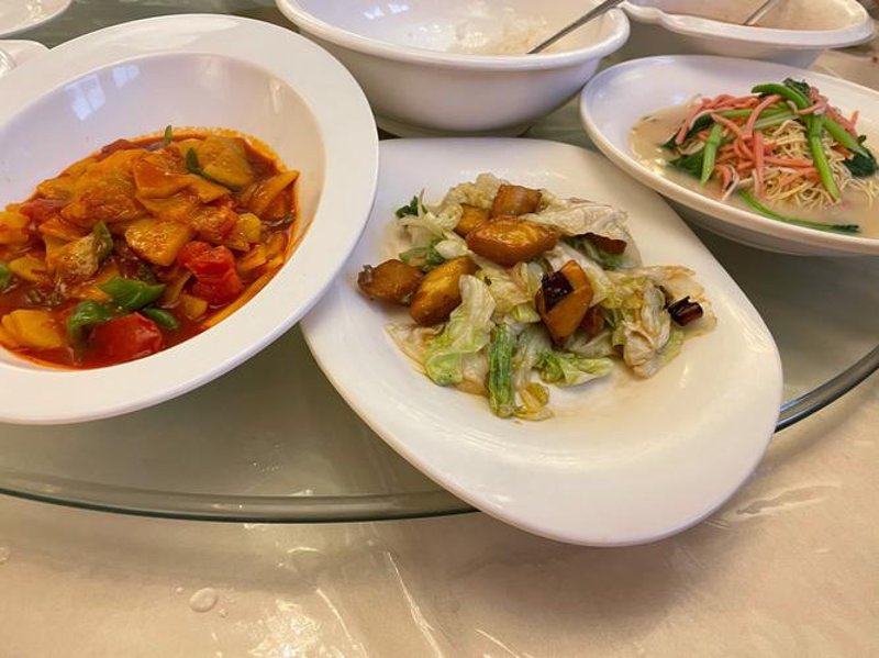 探索三山区美食文化之旅